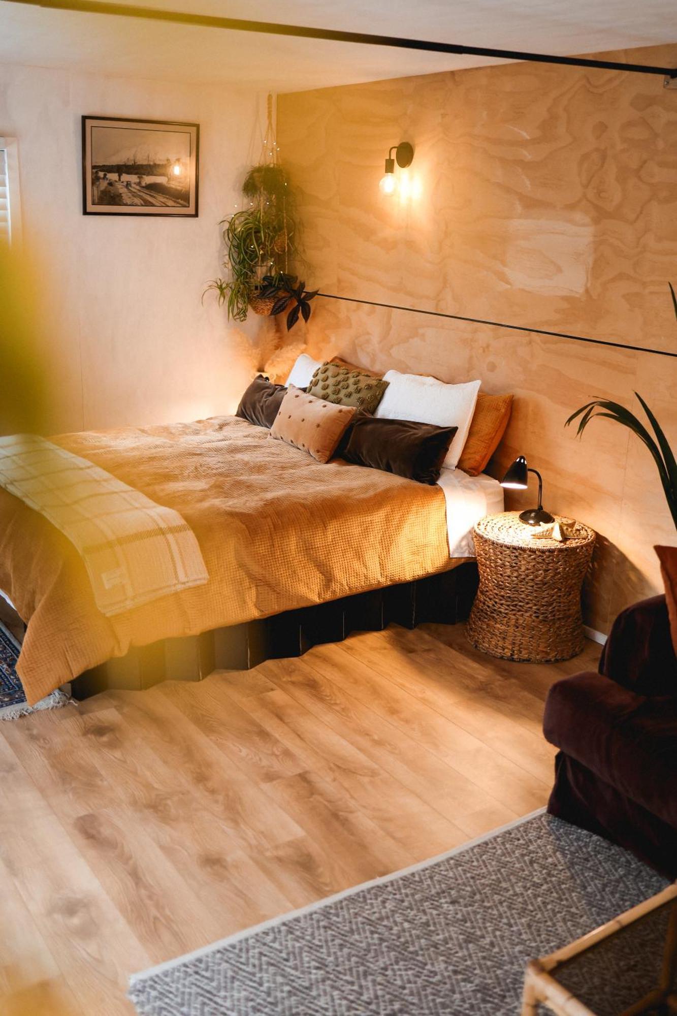Kaitake Kabana - Unique, Off-Grid, Studio Retreat Oakura Exteriör bild